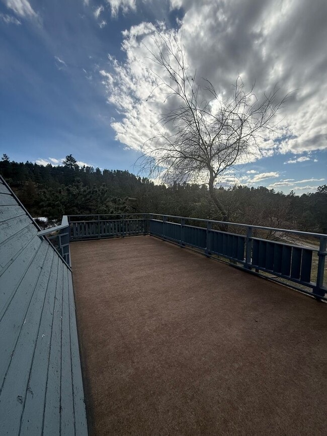 Building Photo - Secluded 3-Bed Retreat on 2.36 Acres with Sauna, Views & 2-Car Garage