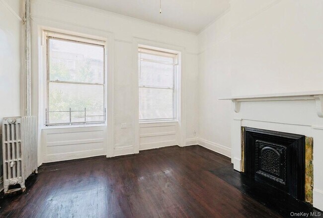 Building Photo - 1264 Bergen St