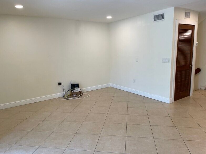 Building Photo - 441 N Harbor City Blvd