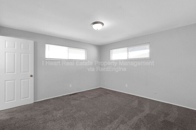 Building Photo - 1386 Rosehill Rd