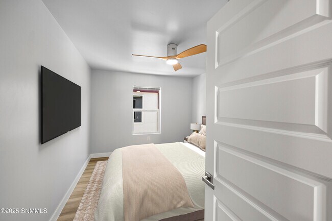 Building Photo - 1380 Monte Vista Ave