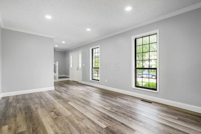 Building Photo - 2125 Scottingham Dr