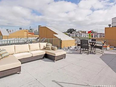 Building Photo - "Spacious 1-Bedroom Sanctuary in Vibrant San Francisco – 949 Sq Ft of Comfort & Style!"