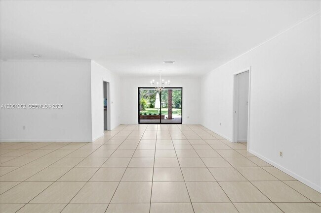Building Photo - 12365 SW 60th Ct