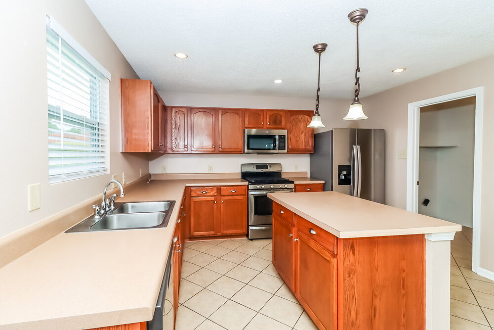 Building Photo - 6626 Fawn View Dr