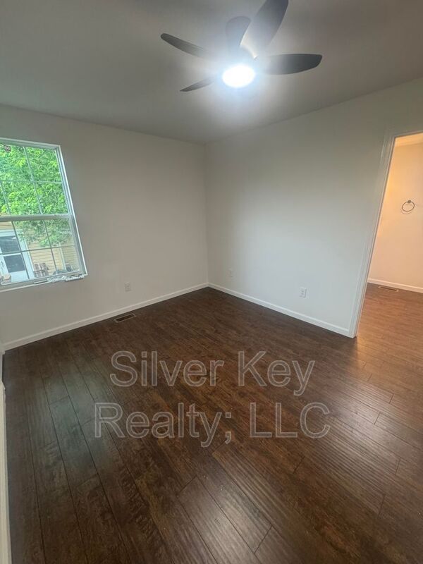Building Photo - 3351 Coffman Dr