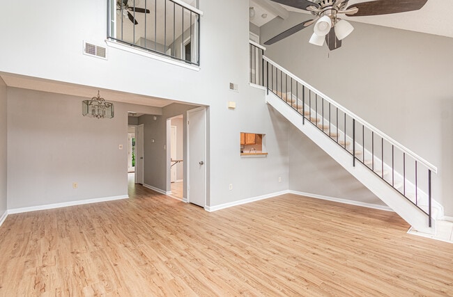 Building Photo - 655 Biltmore Dr