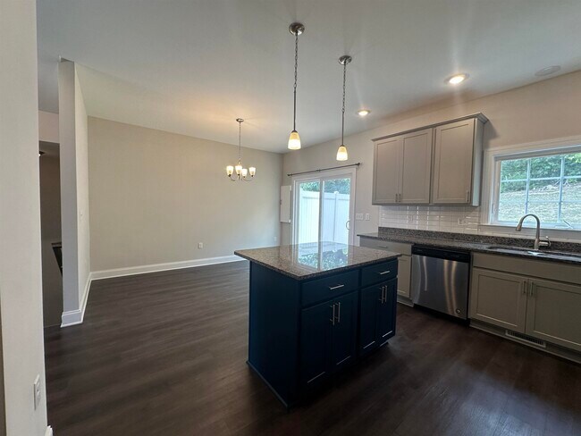 Building Photo - 1200 Bluemoon Dr