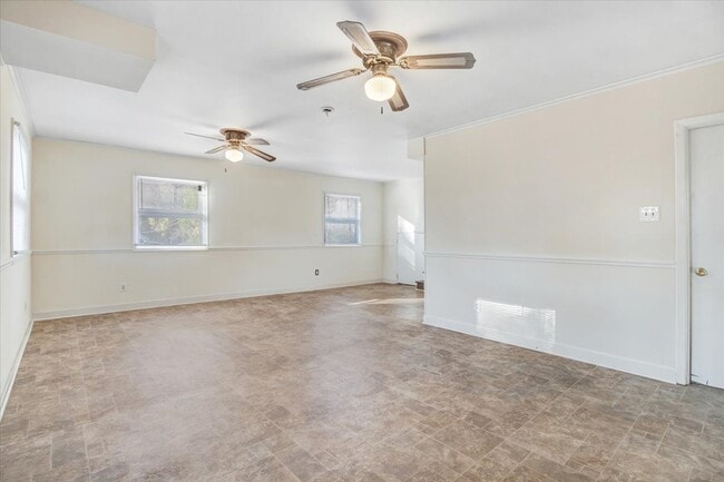 Building Photo - 514 Forest Hill Dr