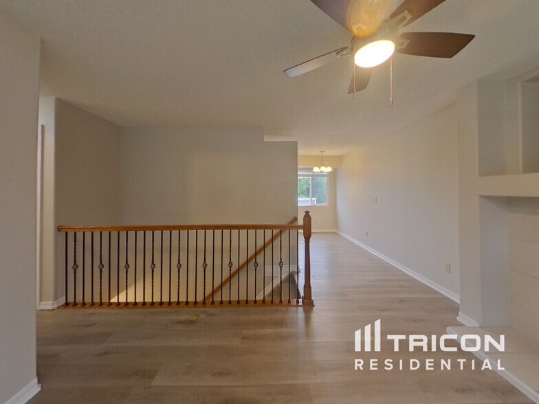 Building Photo - 6935 Fountain Ridge Cir