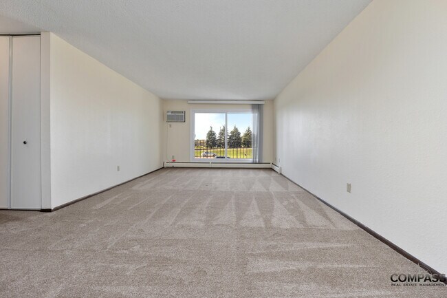 Building Photo - Westwinds
