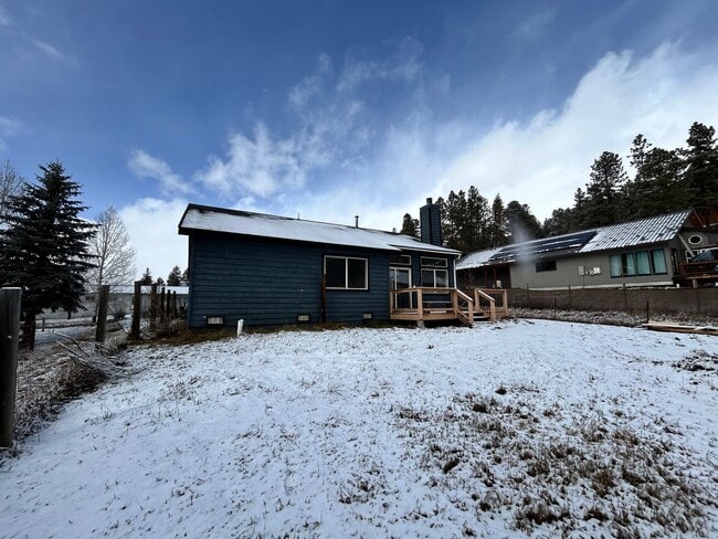 Building Photo - Recently Renovated Beautiful Forest Lakes Home - 3bd/ 2ba w/Attached Garage