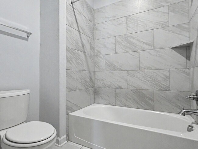 Building Photo - 3708 Eliberis