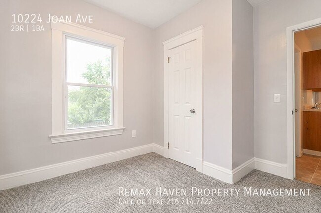 Building Photo - 10224 Joan Ave UP, Cleveland - Spacious 2 ...
