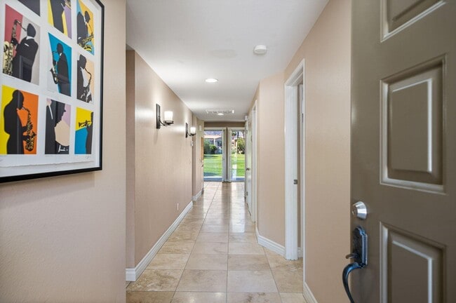 Building Photo - 55559 Winged Foot