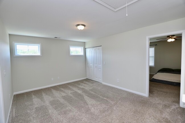 Building Photo - 17 Carriagebrook Cir