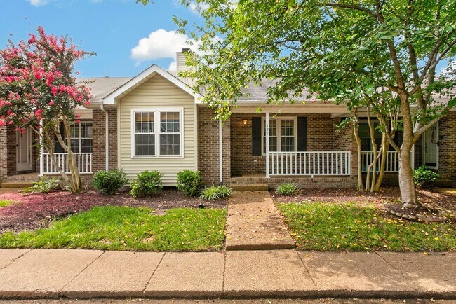 Building Photo - 137 Pepper Ridge Cir