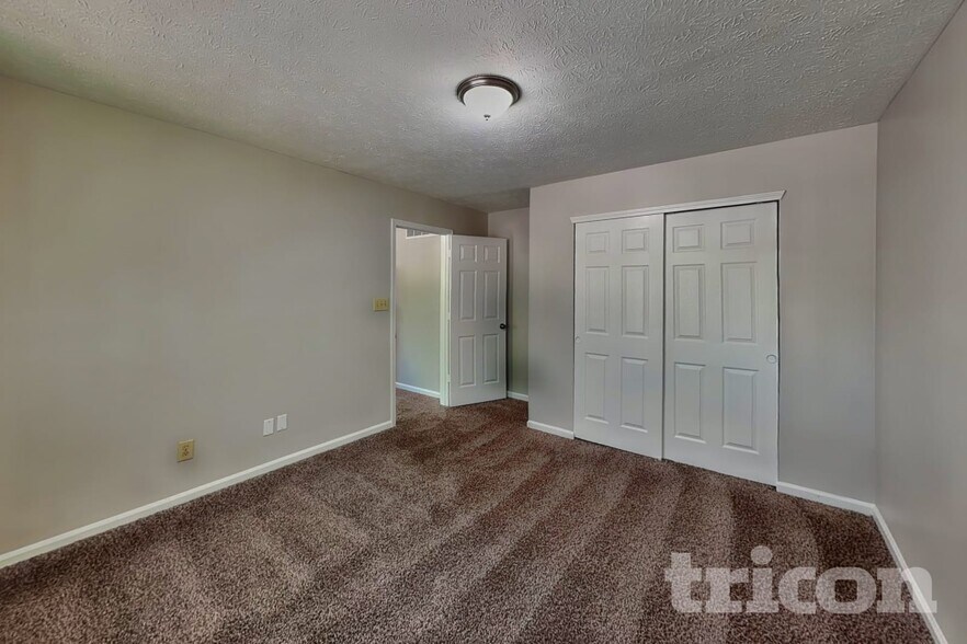 Building Photo - 1809 Woodstream Ct