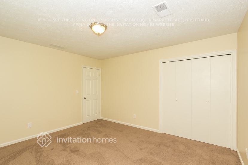 Building Photo - 5100 Greentree Trail