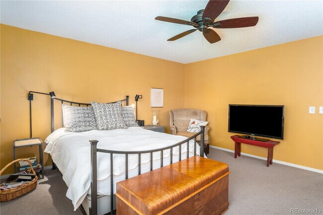 Building Photo - Wonderful 4-bedroom home in Greenwood South