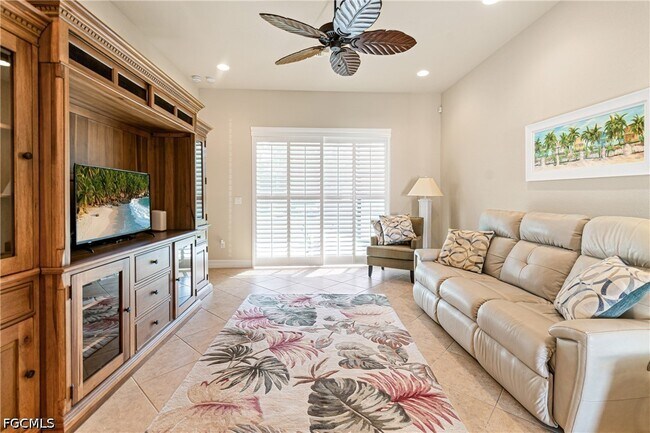 Building Photo - 10535 Carolina Willow Dr