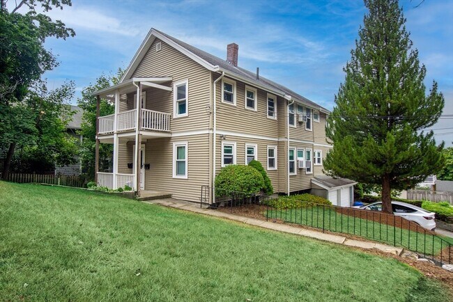 Primary Photo - 359 Washington St