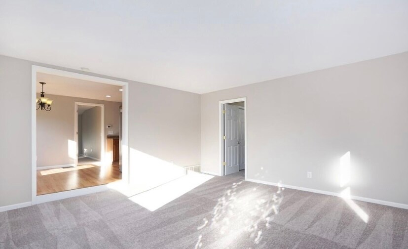 Building Photo - 2811 3 Mile Rd NE