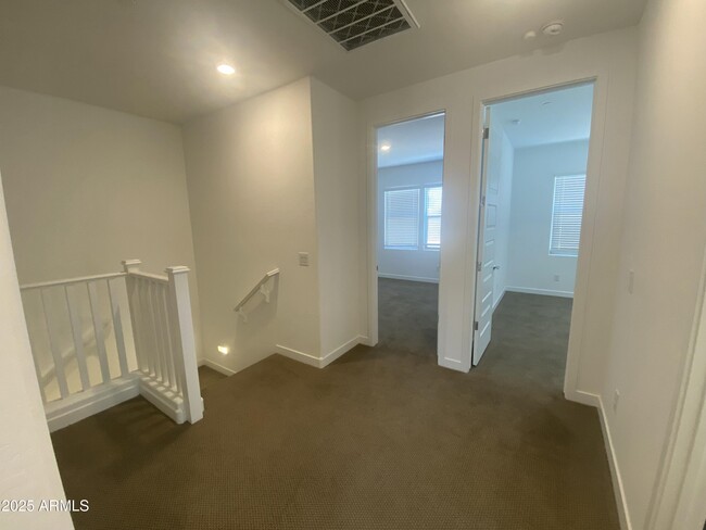 Building Photo - 4077 S Sabrina Dr