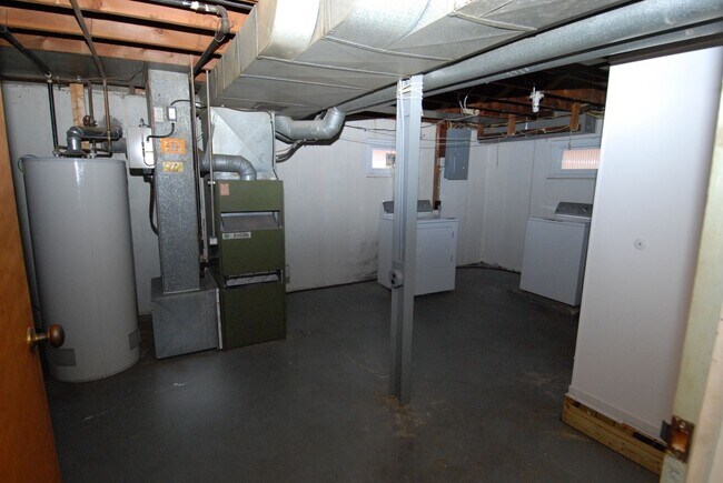 Building Photo - St Louis County/City Greendale/near UMSL