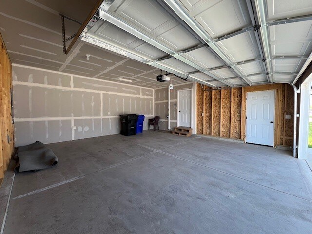 Building Photo - 427 Diamond Ridge Blvd