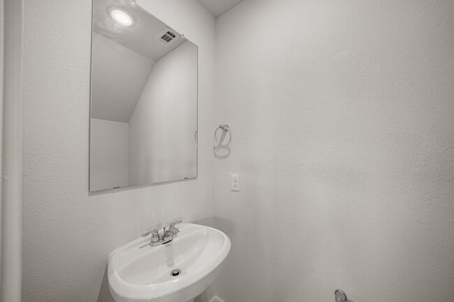 Building Photo - 7006 Cedar Breeze Ct