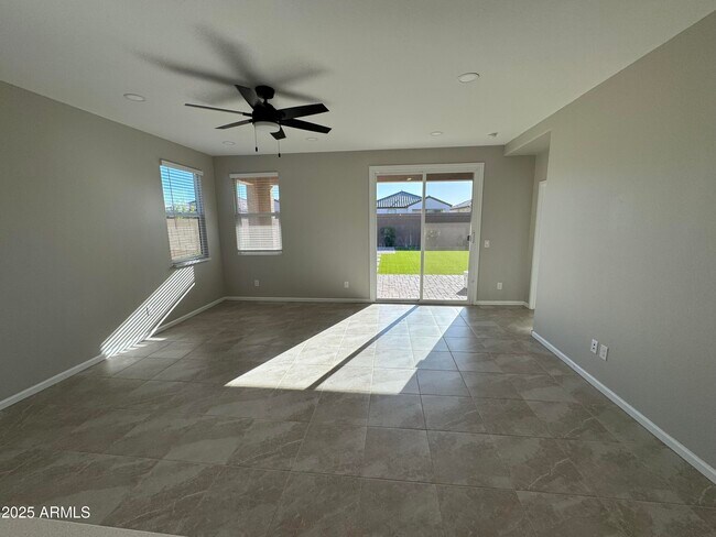 Building Photo - 38013 N Flank Rider Wy