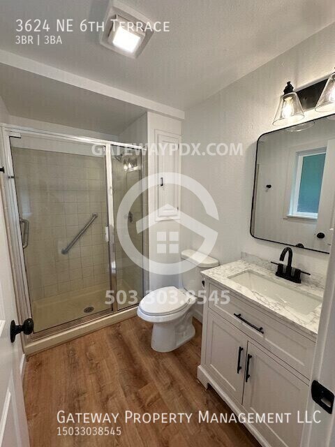 Building Photo - 3624 NE 6th Terrace