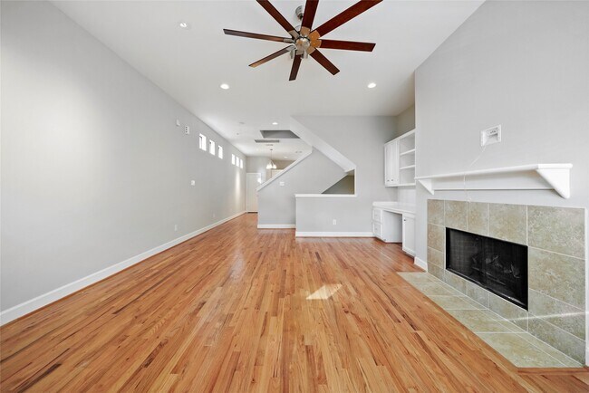 Building Photo - 650 Westcross St