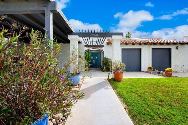 Building Photo - 79021 Bayside Ct