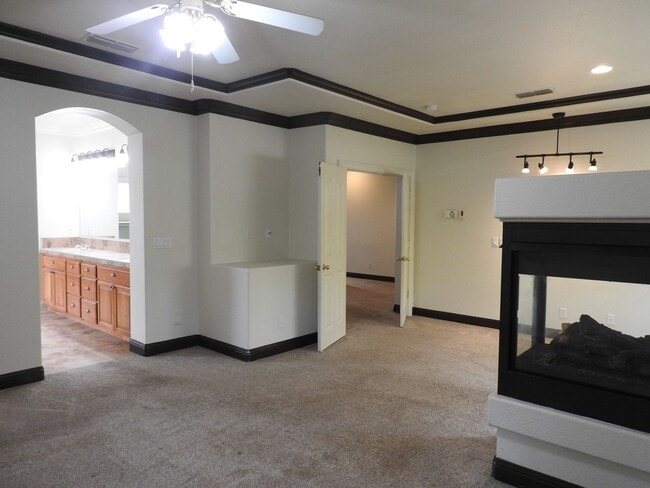 Building Photo - 300 Harvest Sky Ct