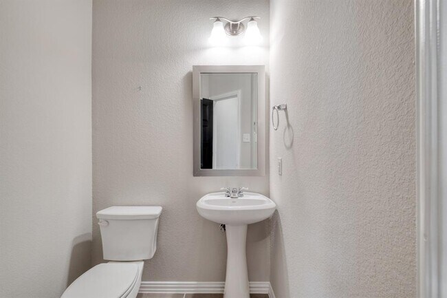 Building Photo - 21312 Windmill Ranch Ave