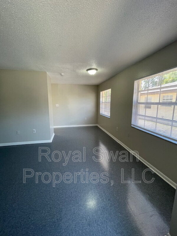 Building Photo - 914 Marietta St