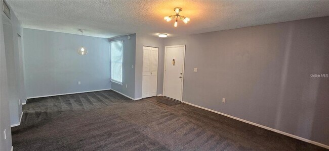 Building Photo - 512 Orange Dr