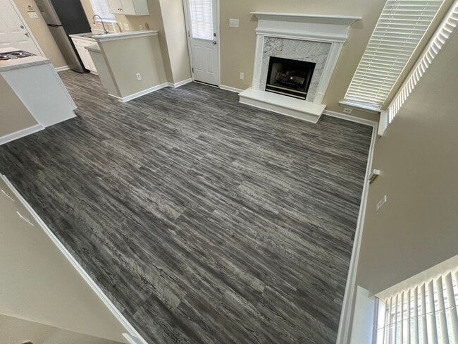 Building Photo - Welcome to Timbertop5127, a well-appointed 4-bedroom, 2.5-bath home in Charlotte, NC.