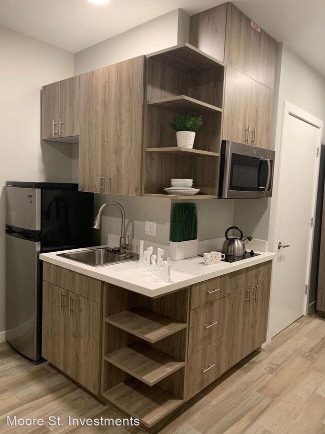 Building Photo - Studio, 1 bath Apartment - 2254 Moore Street