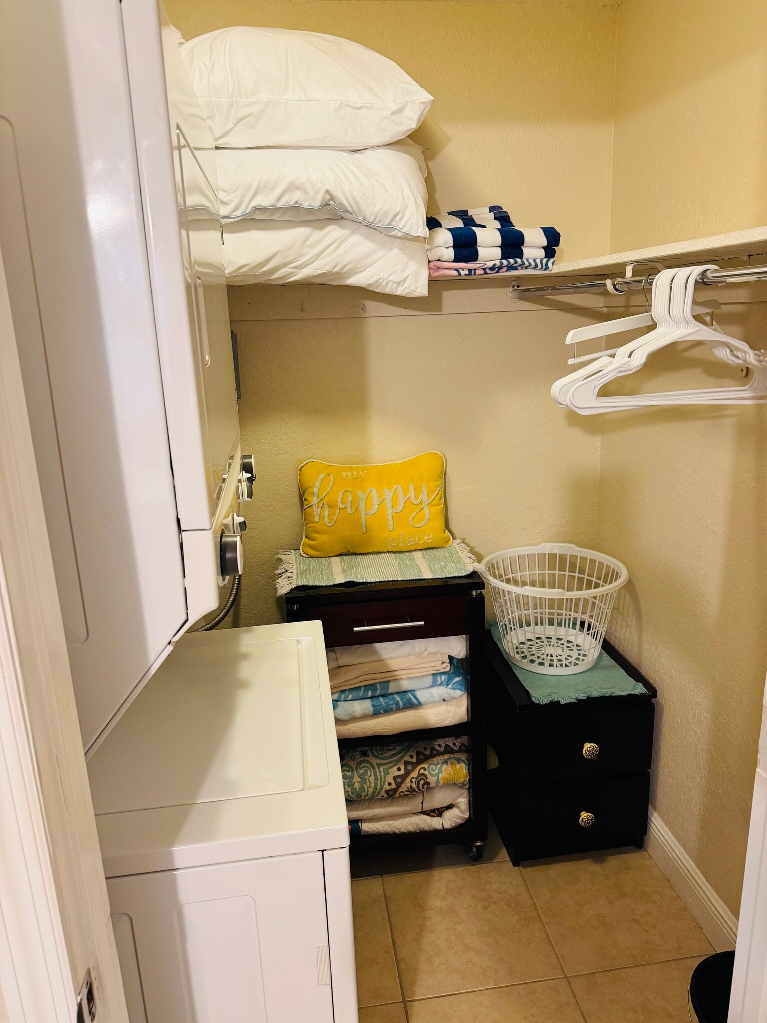 Building Photo - 520 69th Ave