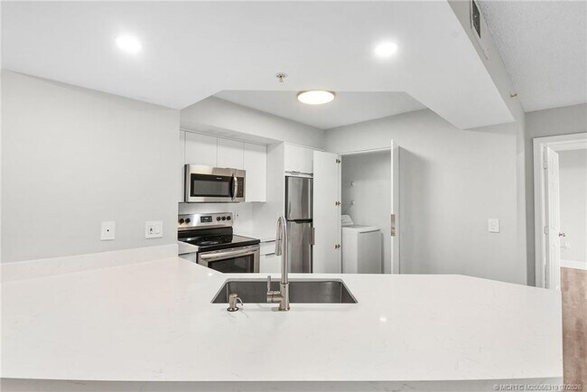 Building Photo - 3765 NW Mediterranean Ln