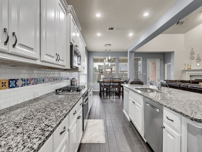 Building Photo - 27927 Coulter Dr