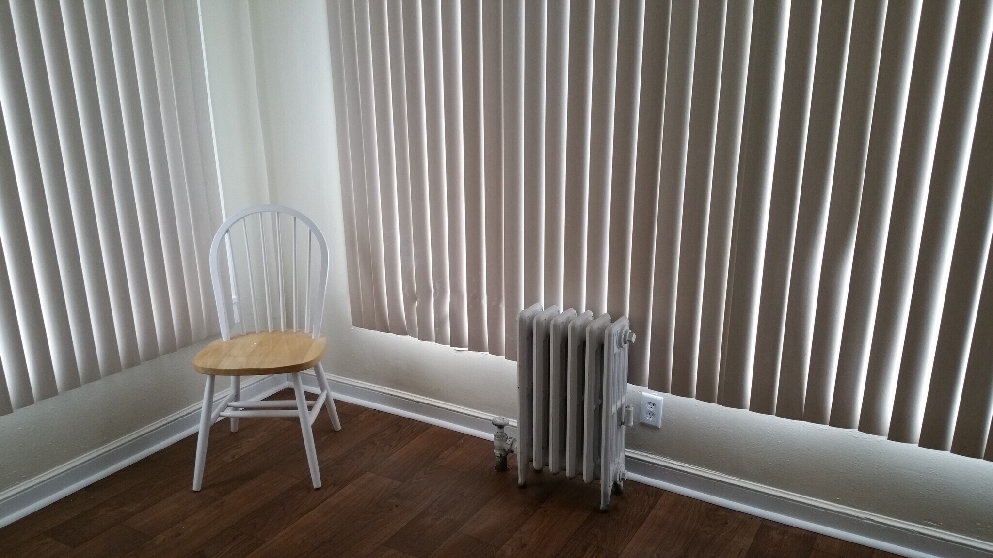 Building Photo - 224 S Park St