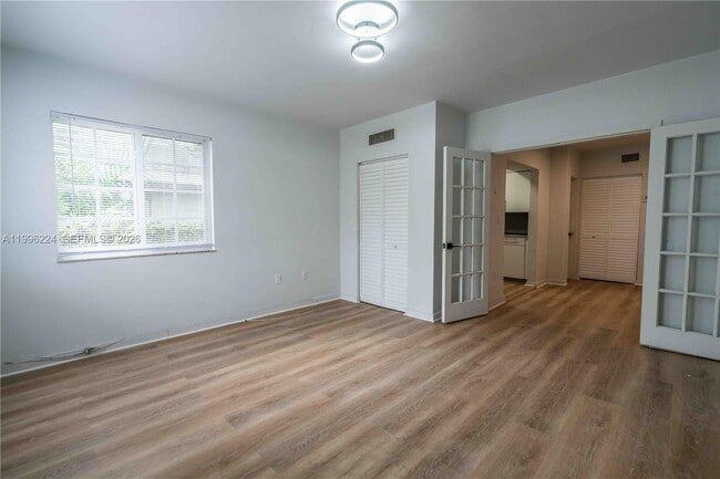 Building Photo - 920 Pennsylvania Ave