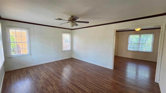 Building Photo - 605 NW 50th St