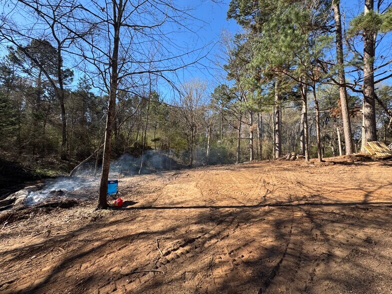 Building Photo - 7485 Sturrock Rd