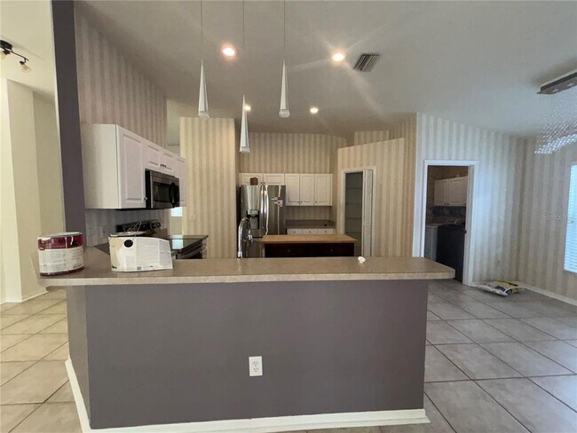 Building Photo - 10132 Heather Sound Dr