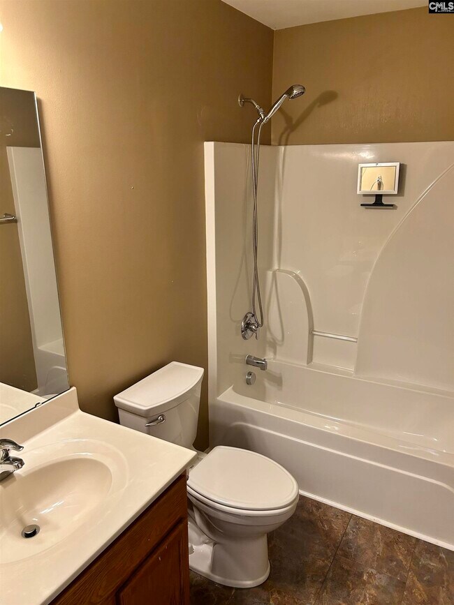Building Photo - 168 Regency Dr